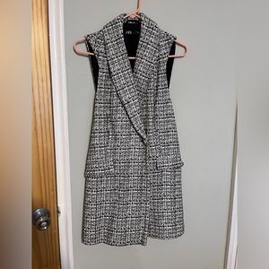 Like new- Zara Boucle romper